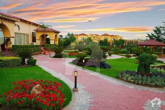 Gulberg Greens Islamabad Luxury Farmhouses